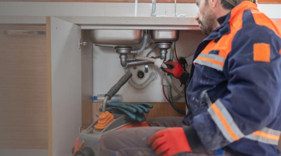 Descale Tankless Water Heater in Herndon, VA